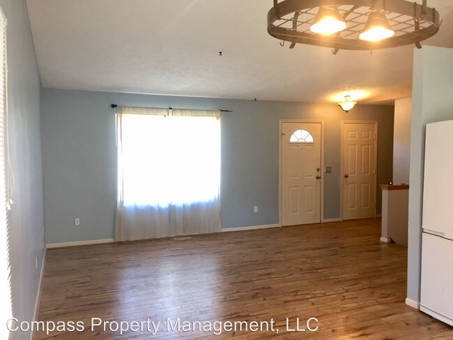 Building Photo - 3 br, 2 bath House - 3048 Burritt Northwest