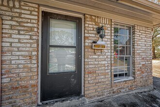 Building Photo - 7315 Housman