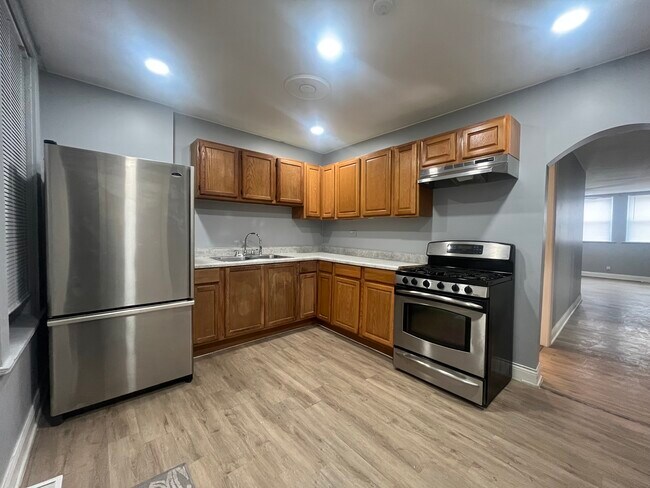 Foto del edificio - 1646 W Cermak Rd