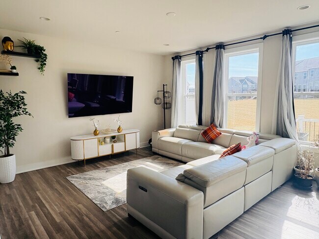 Foto del edificio - 213 Catalpa Ln