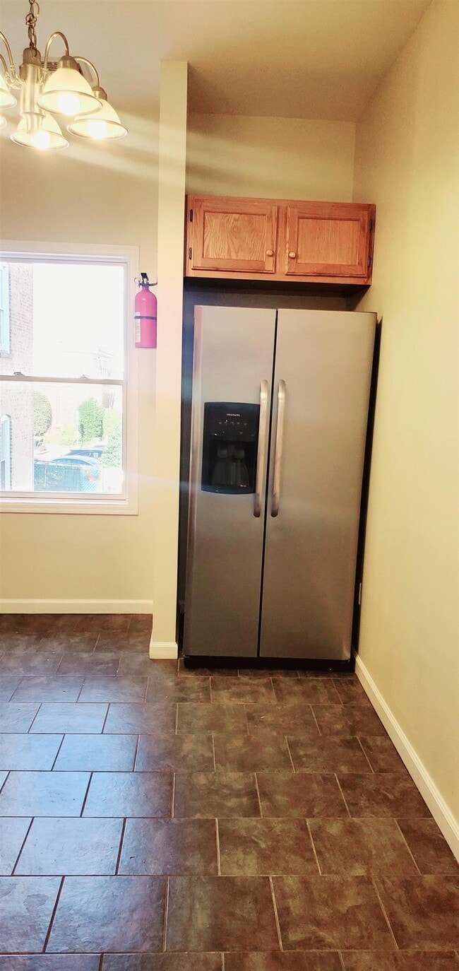 Building Photo - 926 19th St