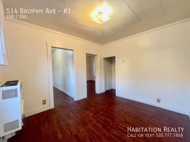 Building Photo - 514 Brophy Ave