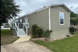 Building Photo - 1601 E Slaughter Ln