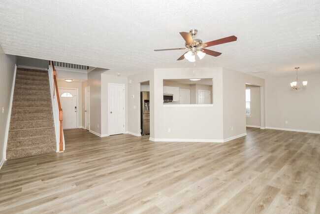 Foto del edificio - 1239 Matt Moore Ct