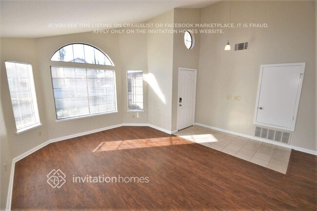 Foto del edificio - 2770 Seabreeze Dr