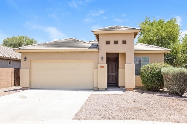 Building Photo - 7919 S 73rd Dr