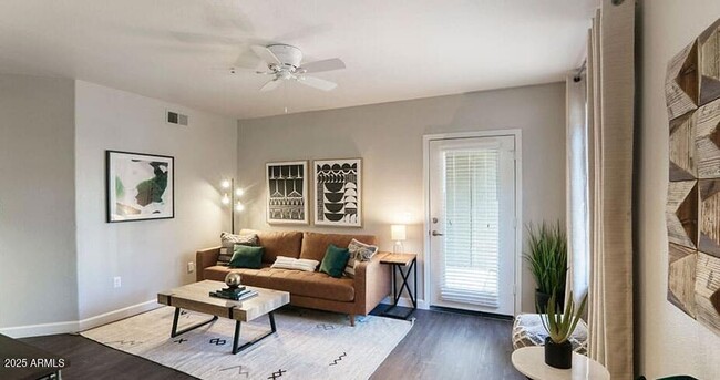 Photo - 1100 E Osborn Rd Apartment