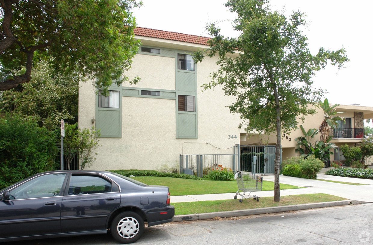 Building Photo - 344 Vine St