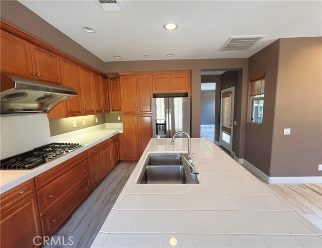 Building Photo - 133 Chantilly