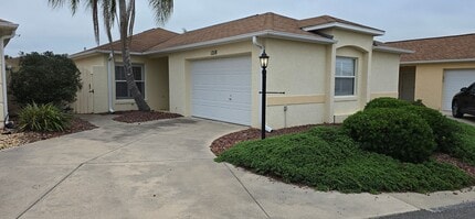 Building Photo - 1218 San Bernardo Rd