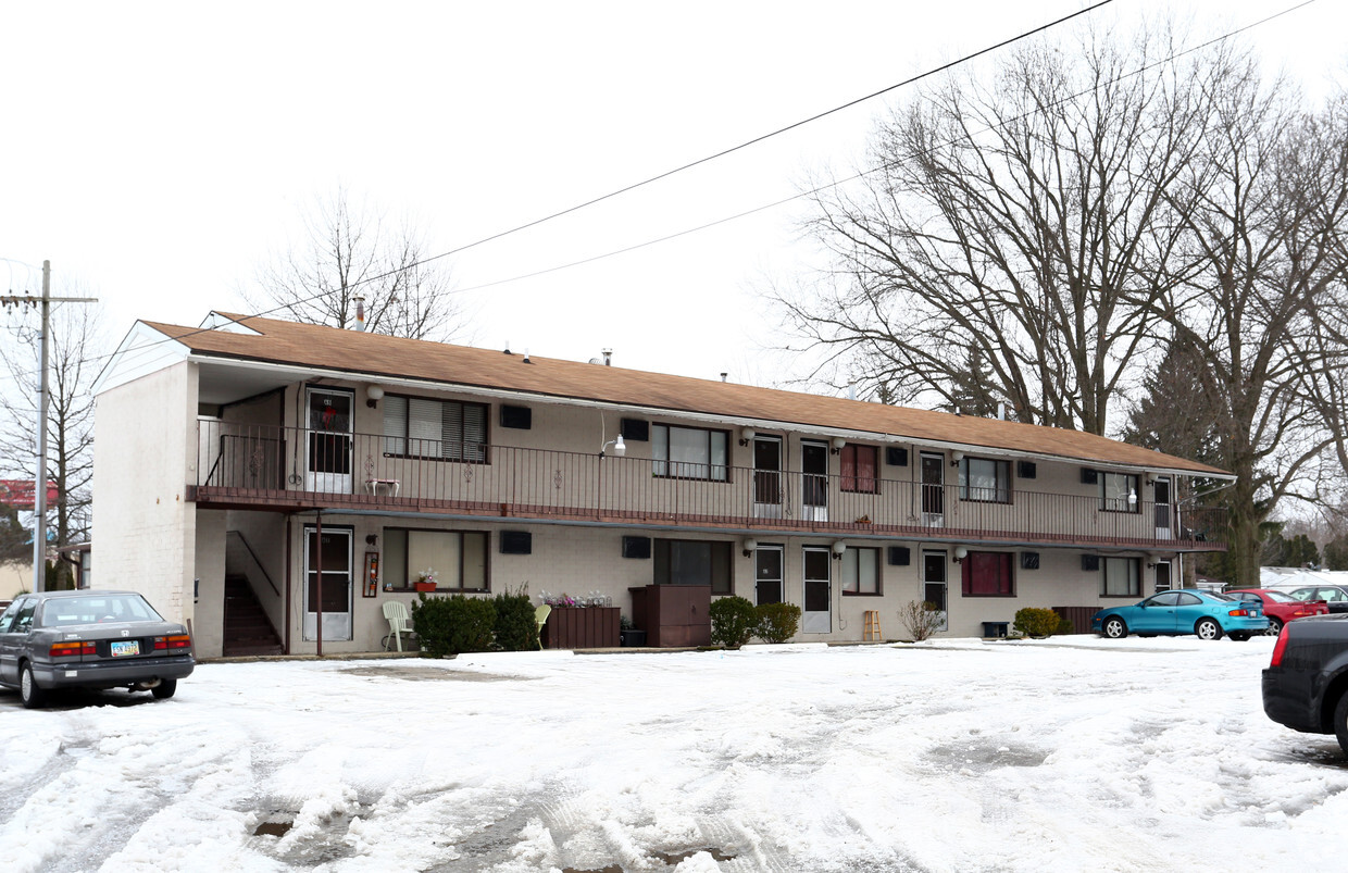 Building Photo - Eastwood Apartments