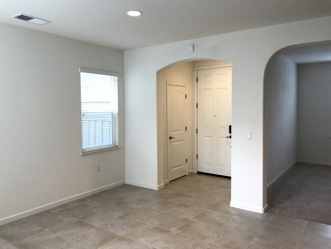 Foto del edificio - Two story home in Mountain House!