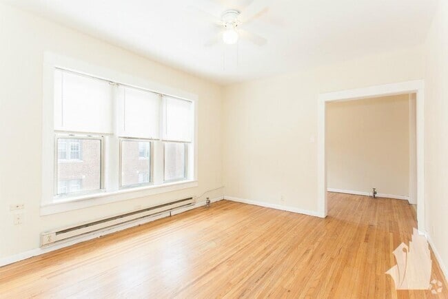 Building Photo - 631 W Barry Ave