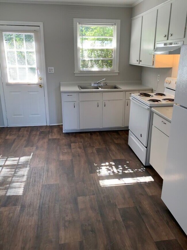 120 Atlantic Ave Unit 09, Easley, SC 29642 Condo for Rent in Easley