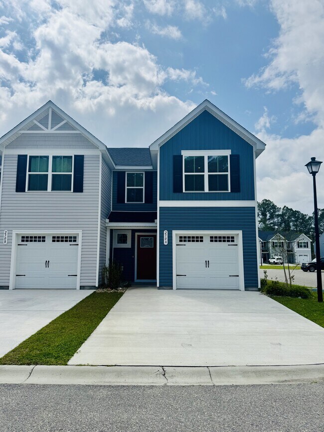 Building Photo - 250 Christiana Ln
