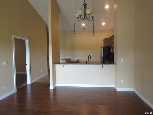 Building Photo - 1007 Mallard Way