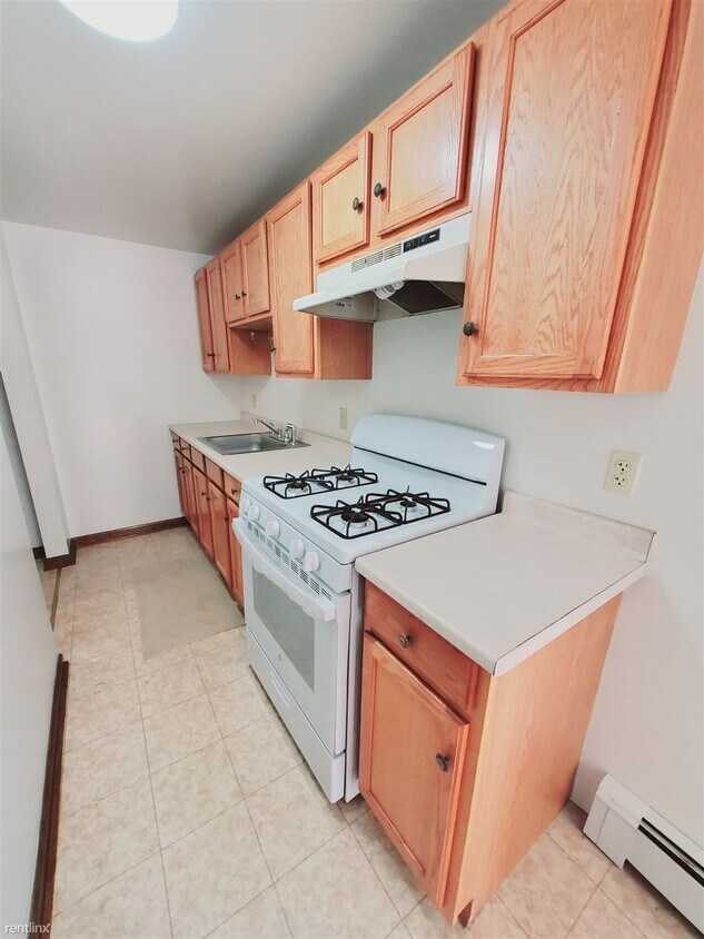 Primary Photo - 1 br, 1 bath Condo - 980 Shippan Ave