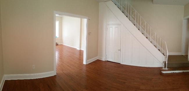 Building Photo - 3757 Cresson St