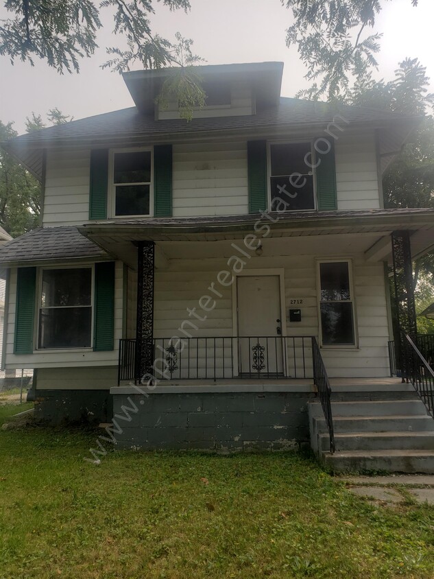 Primary Photo - 2712 Glenwood