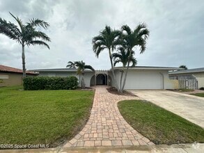 Building Photo - 443 Port Royal Blvd