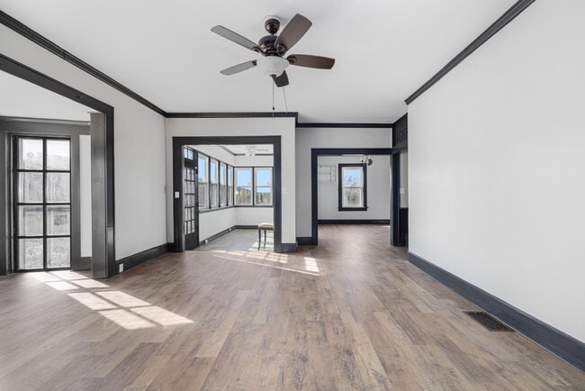 Building Photo - 3800 Memorial Blvd