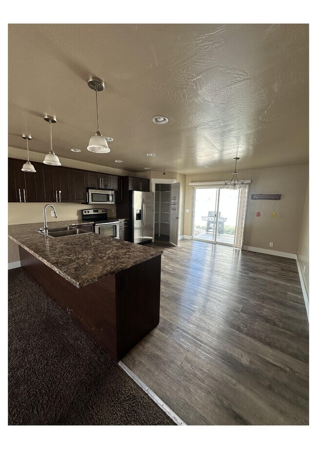 Foto del edificio - Burley - Burton 3 Bed
