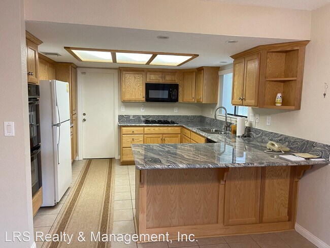 Building Photo - 3 br, 2 bath House - 14063 Havasu Road