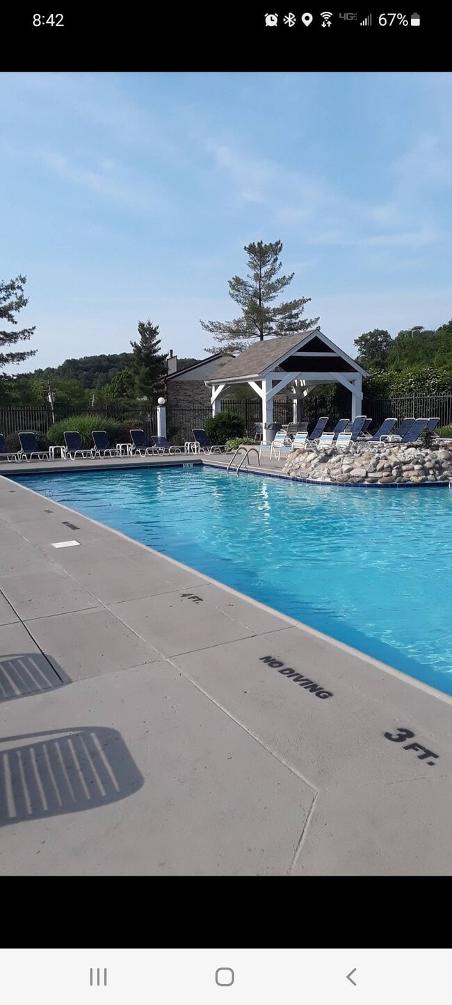 Pool - 30 Creekwood Dr