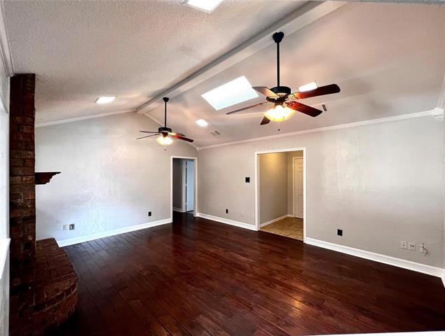 Building Photo - 929 Pleasant Valley Cir