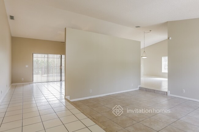 Building Photo - 3932 NW 55th St