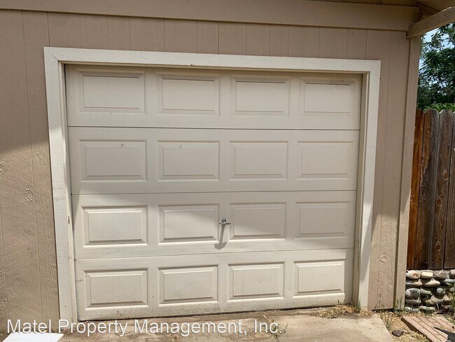 Foto del edificio - 1 br, 1 bath House - 205 WALDEN ST