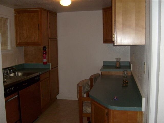  - 618 Sudderth Dr