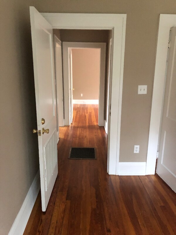 Foto del edificio - 2717 Oak St