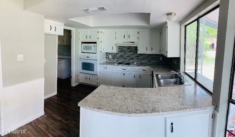 Foto principal - 3 br, 2 bath House - 204 Blessing Ranch Rd