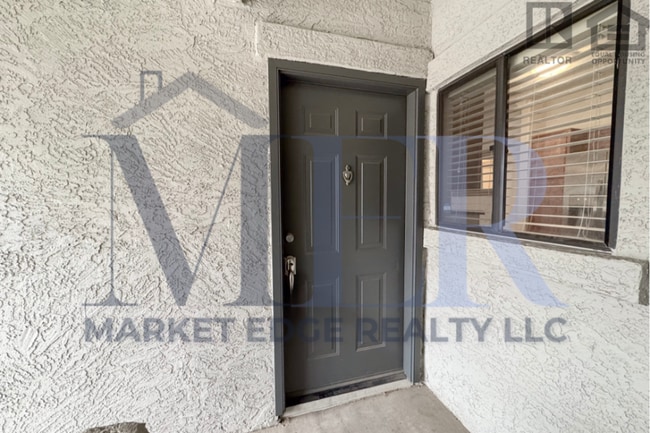 Building Photo - 2Bed/1Bath Apt at Thompson Peak/Frank Lloyd Wright! Ready for Immediate Move-In!