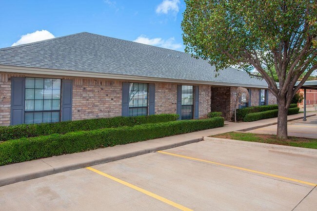 Crescent Plaza Apartments Apartments Wichita Falls, TX