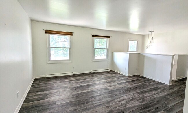 Foto del edificio - 936 Seminole Rd