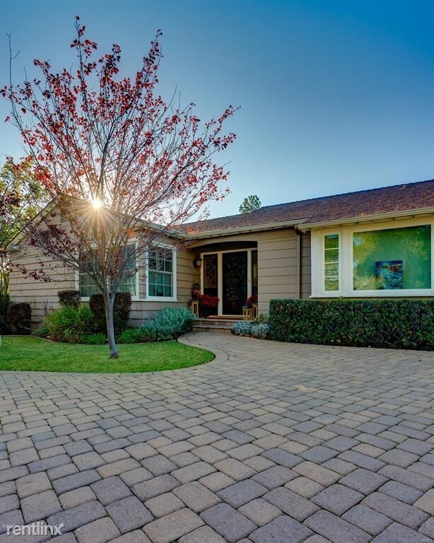 Building Photo - 1253 Sierra Madre Villa Ave