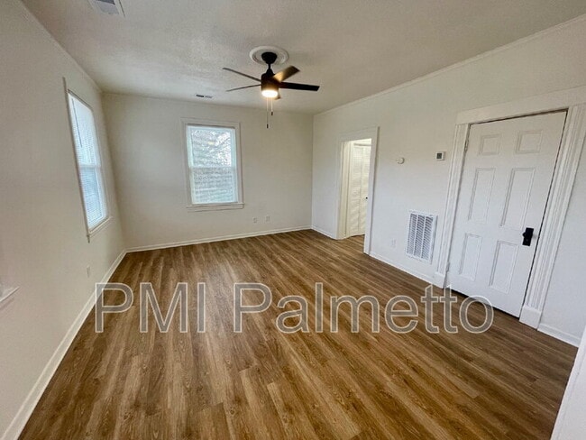 Building Photo - 105 W High St