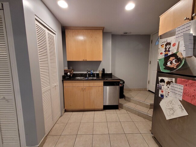 Foto del edificio - 4127 N Ashland Ave