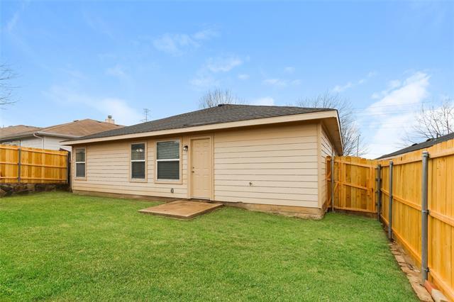 Building Photo - 6160 Balcony Ln