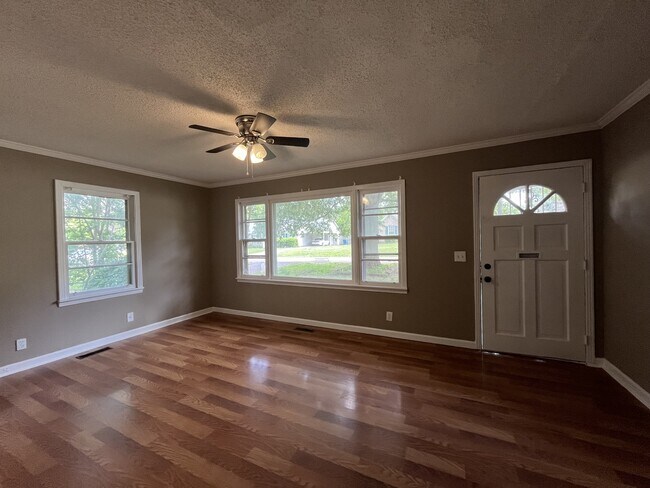 Foto del edificio - 438 Lennanwood Ave