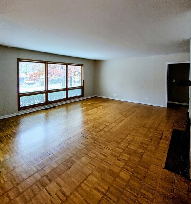 Building Photo - 7249 W 109th Pl