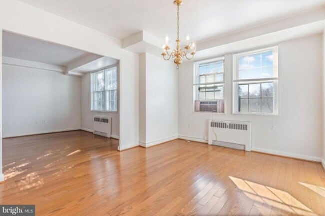 Building Photo - Spacious Tuscany/Canterbury 1bd/1ba Condo with W/D! Available 8/14