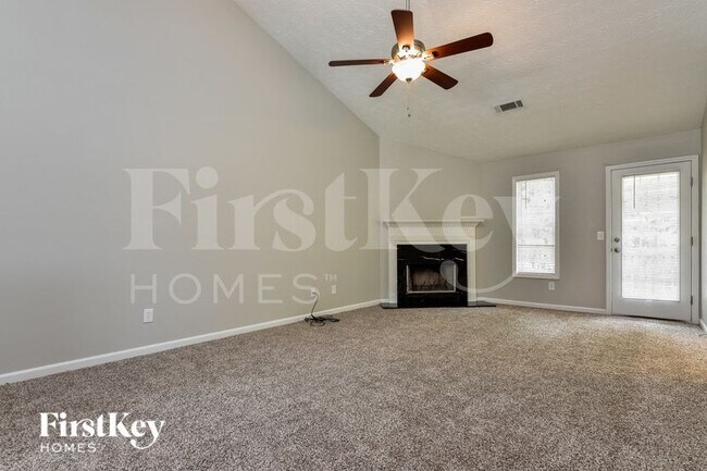 Foto del edificio - 205 Trelawney Ln