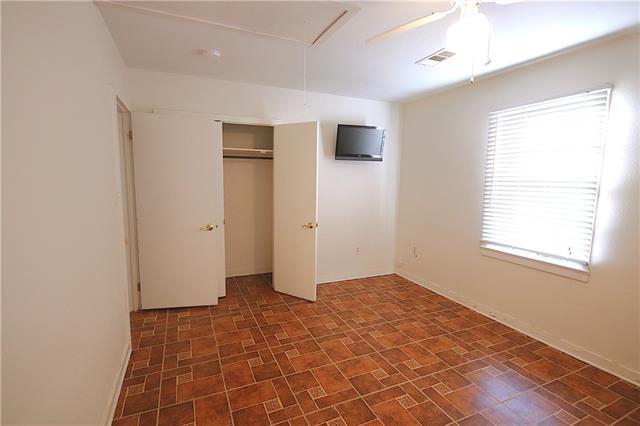 Building Photo - 337 Reine St