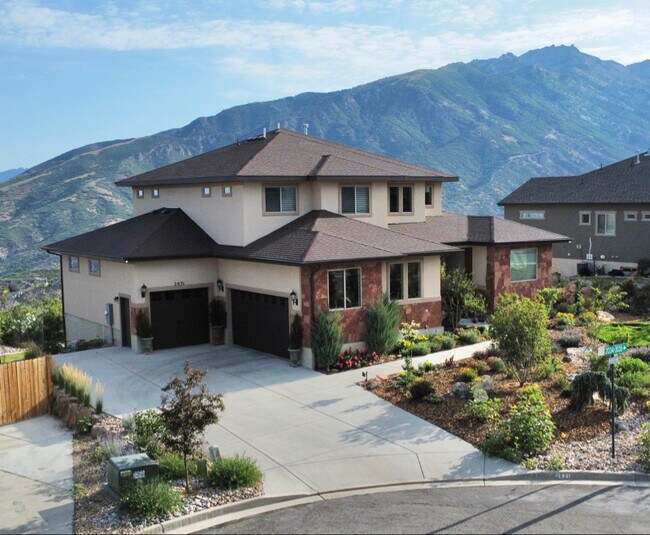 Foto del edificio - 2031 Tall Woods Dr