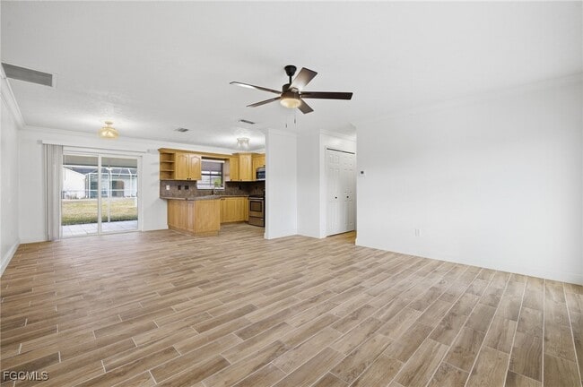 Foto del edificio - 1145 SW 44th Terrace