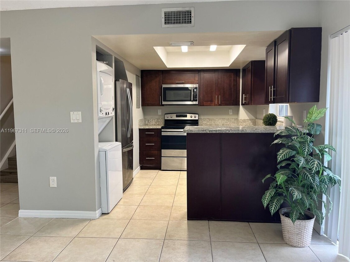 Photo - 5150 Lake Loop Road, Cooper City, FL 33330