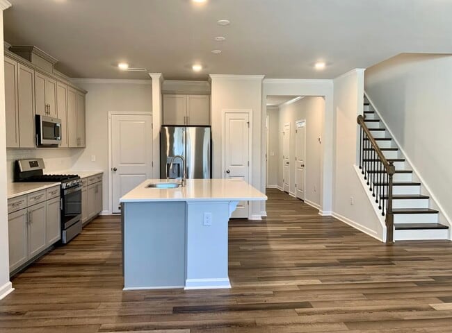 Foto del edificio - 525 Hazy Hls Ln